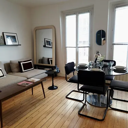De Charme Dans Les Batignolles Paris